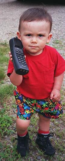 phone.jpg (59593 bytes)